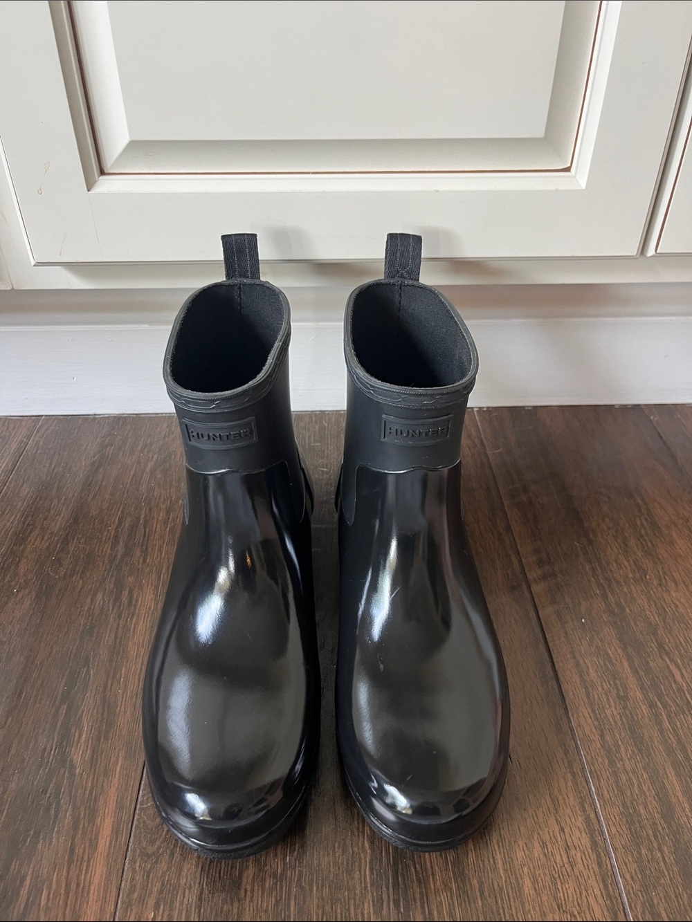 NWT Hunter Glossy Rain Boots - Picture 2 of 6